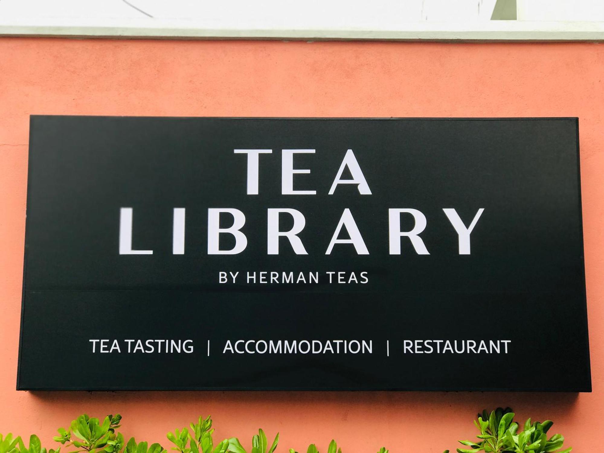 Tea Library Bed & Breakfast Hikkaduwa Eksteriør bilde